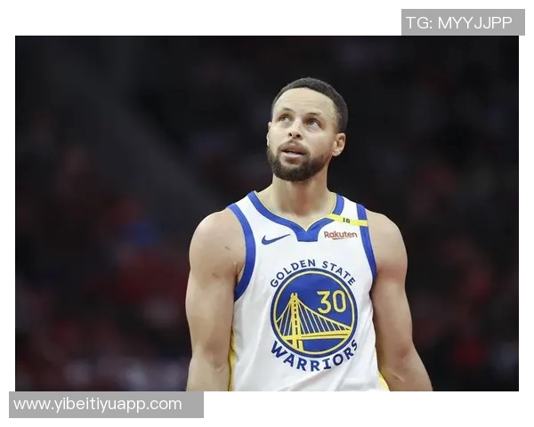 库里谈防守策略:多人包夹哈登与小卡让他们在混战中难以发挥