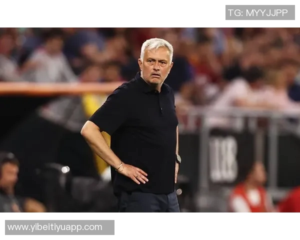 泰勒回忆欧联决赛遭围堵经历称并无重大误判影响比赛结果